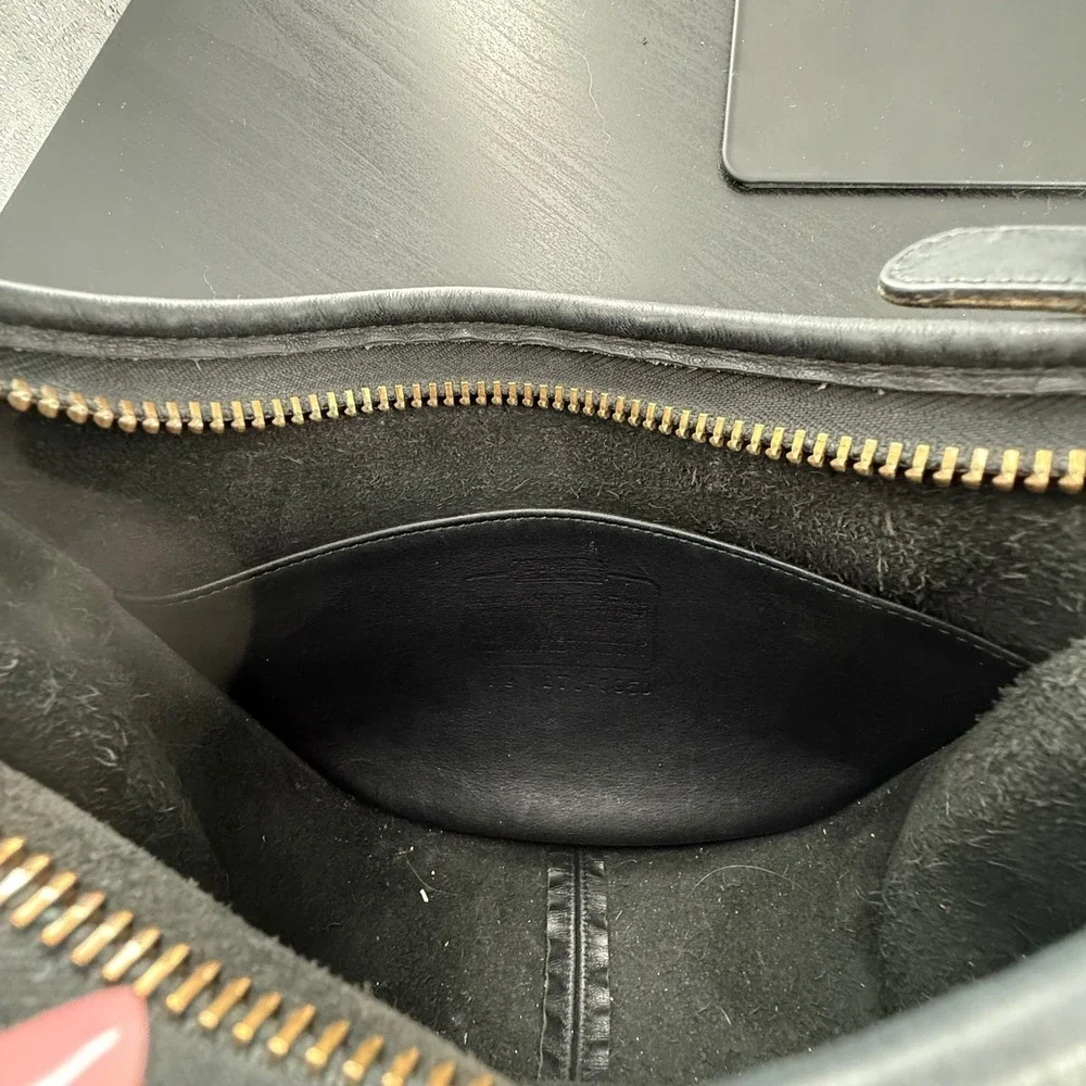 Vintage‎ Coach Janice Black Leather Crossbody USA Made 90s Brass - Picture 7 of 9